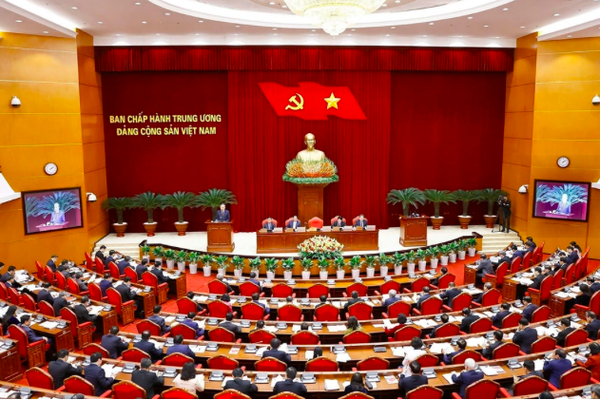 Bộ Chính trị yêu cầu xem xét điều chuyển lãnh đạo không hoàn thành nhiệm vụ
