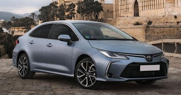 Mắc lỗi đột ngột chết máy, triệu hồi khẩn xe Toyota Corolla