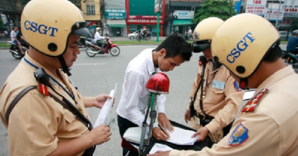 CSGT chỉ trưng dụng phương tiện khi Bộ trưởng Công an cho phép