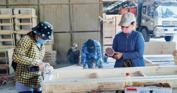 Xuân của những công nhân xa quê