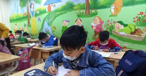 Hà Nội: Học sinh lớp 1 đến lớp 6 đi học trở lại từ 21/2