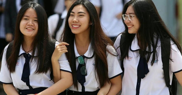 Giáo sư không giải hết đề toán THPT: Bình thường!