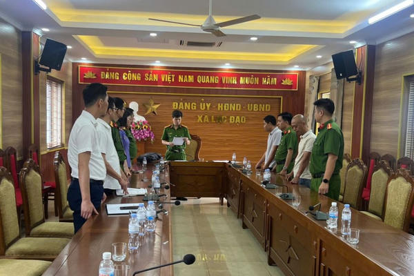 Bắt 2 bị can trong vụ cháy xưởng phế liệu khiến 6 người tử vong
