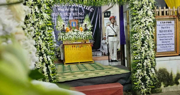 Truy thăng cấp bậc hàm cho Phó trưởng công an phường ở TP Huế hi sinh khi làm nhiệm vụ