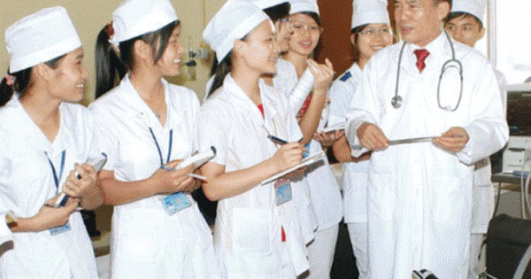 Sinh viên Y khoa khó khăn được vay vốn sau khi tốt nghiệp Sinh viên Y khoa khó khăn được vay vốn sau khi tốt nghiệp