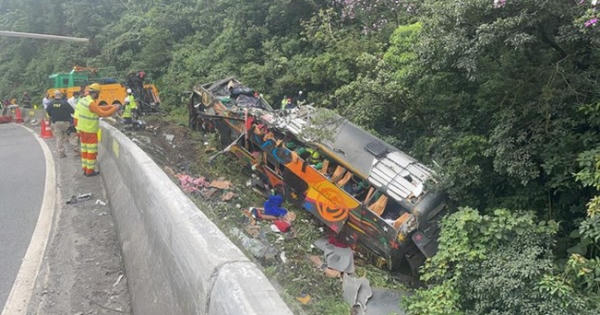 Tai nạn xe bus thảm khốc tại Brazil khiến 52 người thương vong