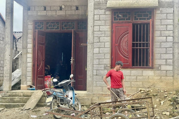 Cao Bằng: Đẩy mạnh tuyên truyền về Chương trình hỗ trợ xóa nhà tạm, nhà dột nát Cao Bằng: Đẩy mạnh tuyên truyền về Chương trình hỗ trợ xóa nhà tạm, nhà dột nát