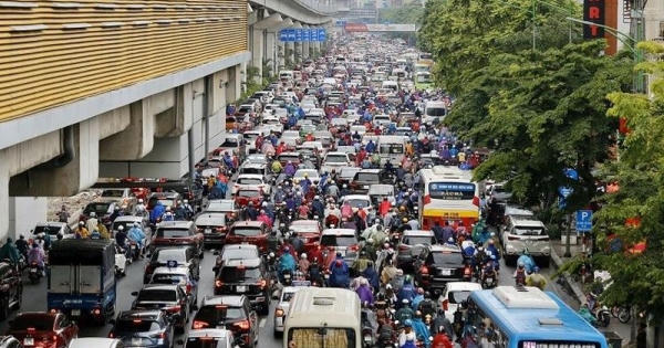 Chuyện bi hài thời xăng tăng giá