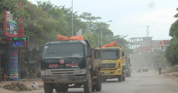 Thanh Hoá: Xe quá tải lộng hành - đất An Nông chìm trong khói bụi Thanh Hoá: Xe quá tải lộng hành - đất An Nông chìm trong khói bụi