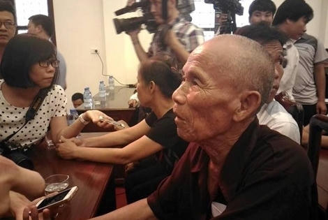 Cụ ông được giải oan: 'Vậy ai giết bố tôi?'