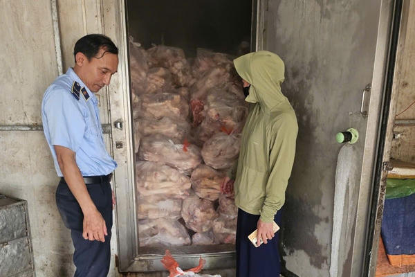 Kịp thời ngăn chặn 3,5 tấn xương bò không rõ nguồn gốc chuẩn bị tuồn ra thị trường