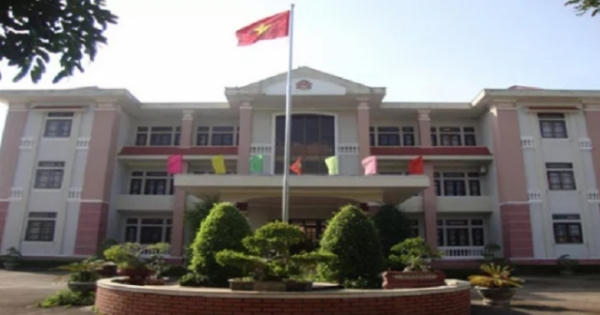 Nguyên phó chủ tịch huyện bị khởi tố vì thiếu trách nhiệm