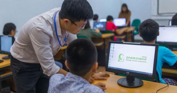 Slide - Điểm tin thị trường: Việt Nam đứng thứ 3 Đông Nam Á về số lượng startup Slide - Điểm tin thị trường: Việt Nam đứng thứ 3 Đông Nam Á về số lượng startup