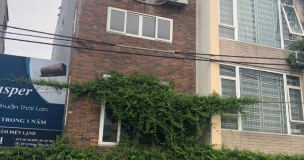 Đau lòng khi ngày Tết cận kề, có nhà nhưng không được vào