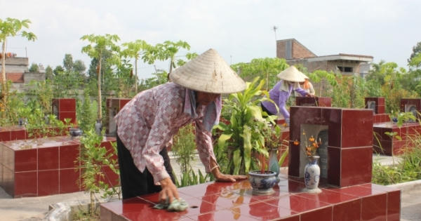 Nam Định: Ba người phụ nữ 8 năm thầm lặng canh giấc ngủ cho các liệt sĩ