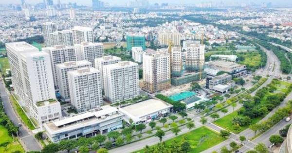 'Sóng ngầm' bất động sản