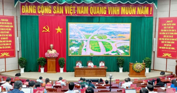 Bí thư tỉnh Hậu Giang: Chương trình hành động thực hiện Nghị quyết lần này là “Đổi mới, đột phá, quyết tâm và khát vọng” Bí thư tỉnh Hậu Giang: Chương trình hành động thực hiện Nghị quyết lần này là “Đổi mới, đột phá, quyết tâm và khát vọng”