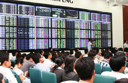 Giao dịch trung bình mỗi ngày trên VN-Index gần 1 tỷ USD