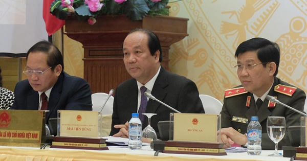 Thời sự 9h ngày 2/3/2017: Ủng hộ TP HCM giành vỉa hè cho người đi bộ