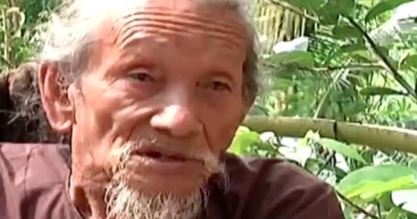 Dị nhân miền Tây 20 năm không gội đầu