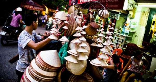 Quà lưu niệm biểu trưng của Hà Nội là gì?