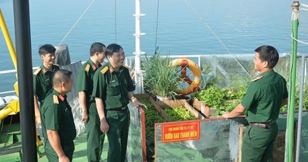 27 năm là 'cầu nối' đất liền với Trường Sa