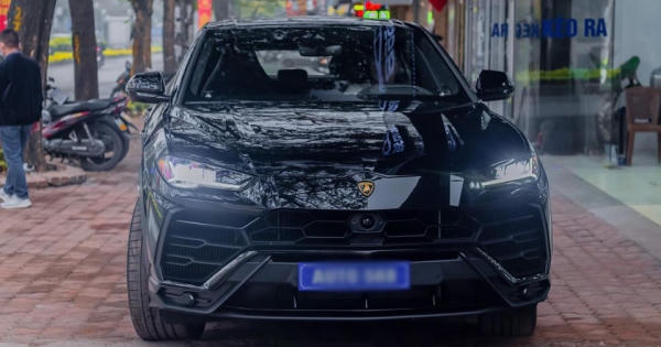 Đại gia Hà Nội chi 22 tỷ tậu Lamborghini Urus màu đen độc nhất Việt Nam