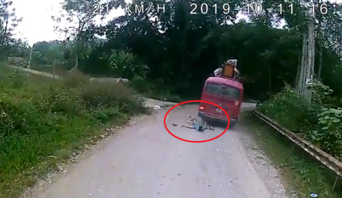 Clip: "Tử thần" đã quên gọi tên cậu bé Clip: "Tử thần" đã quên gọi tên cậu bé