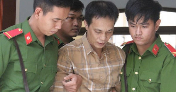 Cầm dao truy sát cha mẹ của tình địch để giải quyết mâu thuẫn