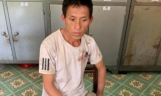 Đối tượng buôn ma túy điên cuồng chống trả khi bị vây bắt