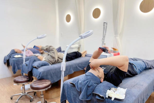 Đình chỉ 4,5 tháng hoạt động khám, chữa bệnh tại Công ty TNHH AZ Skin Medical Spa