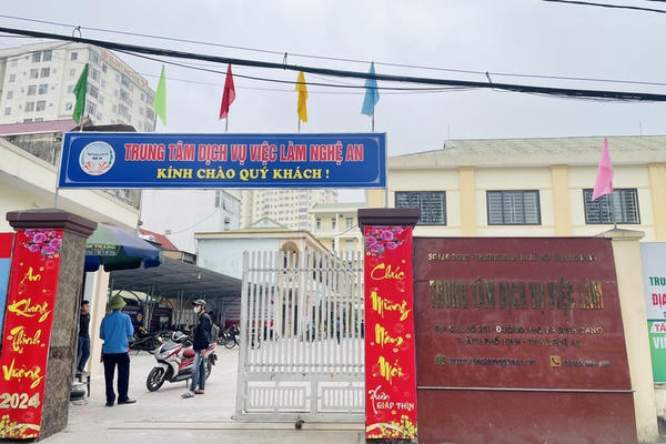UBND tỉnh Nghệ An phê bình nhiều sở, ngành vì giải ngân vốn đầu tư công năm 2024 thấp
