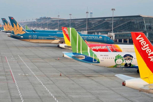 Tiếp tục tăng cường kiểm soát, không để giá vé máy bay tăng bất thường