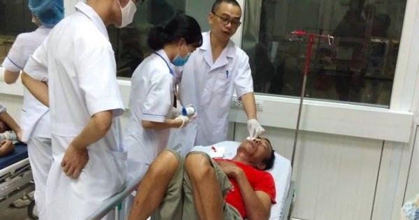 “Phang” thẳng cái búa sắt vào mặt hàng xóm vì cãi nhau chuyện cái cống nước