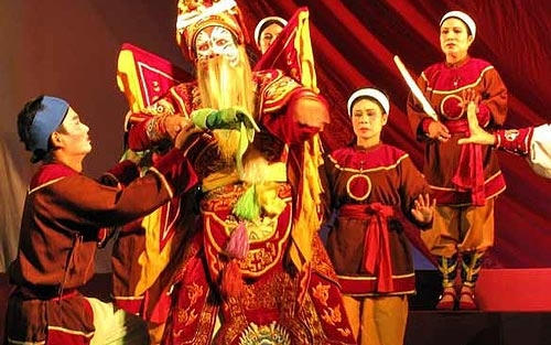 Làm gì để sân khấu Tuồng và Dân ca không còn vắng khách