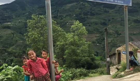 Hà Giang: Khởi công xây dựng công trình phụ từ thiện cho điểm trường Cáo Sào