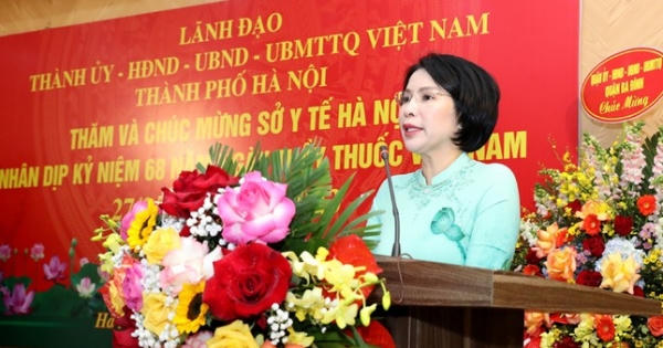 Giám đốc Sở Y tế Hà Nội: 'Thiếu thuốc, trang thiết bị y tế là sự thiệt thòi cho người dân'