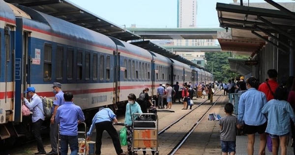 Dịp nghỉ lễ 30/4-1/5: Tăng 52 đoàn tàu phục vụ nhu cầu đi lại của người dân
