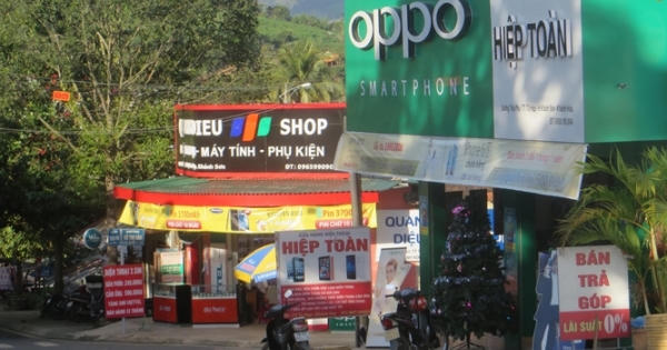 Lãi suất mua hàng trả góp tưởng “rẻ mà hóa đắt” Lãi suất mua hàng trả góp tưởng “rẻ mà hóa đắt”