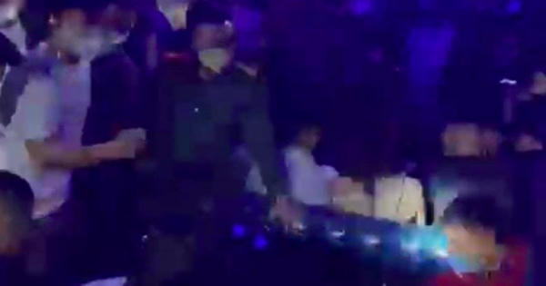 Đột kích quán bar phát hiện 70 người dương tính với ma tuý