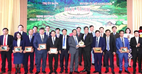 Sa Pa và Mù Cang Chải hợp tác phát triển du lịch