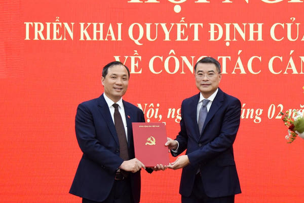 Bí thư Tỉnh ủy Hà Tĩnh giữ chức Tổng Biên tập Tạp chí Cộng sản