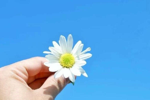 Sức mạnh của một chữ “nhịn”