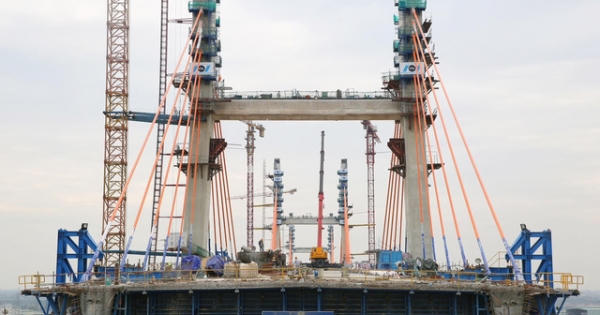 “Cái bắt tay” nhà nước – tư nhân: Lời giải cho lý thuyết trò chơi “Cái bắt tay” nhà nước – tư nhân: Lời giải cho lý thuyết trò chơi