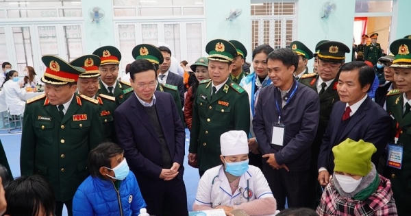 Thường trực Ban Bí thư dự chương trình 'Xuân Biên phòng ấm lòng dân bản' tại huyện A Lưới