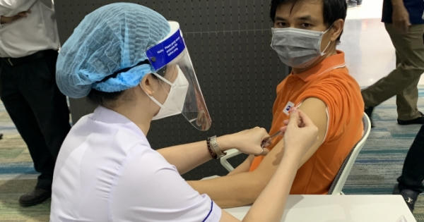 TP HCM không giới hạn đối tượng tiêm vaccine COVID-19