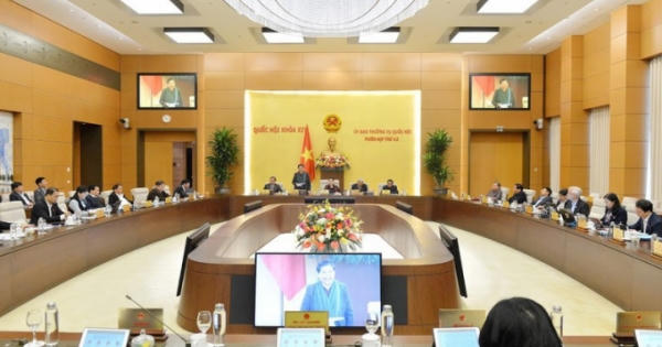 Hoãn phiên họp 43 của Uỷ ban Thường vụ Quốc hội Hoãn phiên họp 43 của Uỷ ban Thường vụ Quốc hội