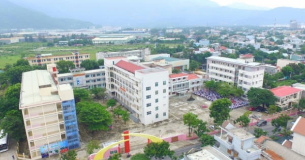 Hiệu trưởng Trường Cao đẳng GTVT Trung ương V chỉ đạo bỏ danh sách học sinh được hưởng chính sách