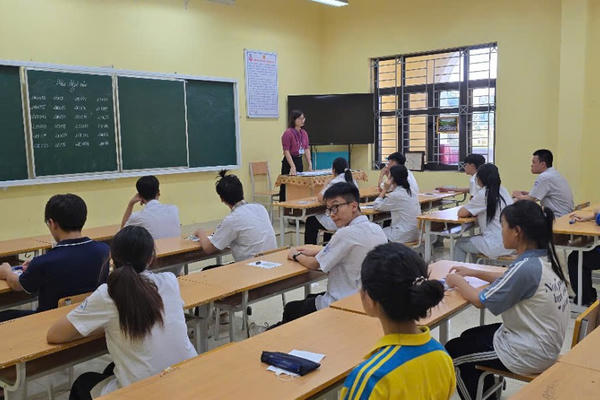 Quảng Ninh: Kết thúc kỳ thi tuyển sinh lớp 10 hệ không chuyên