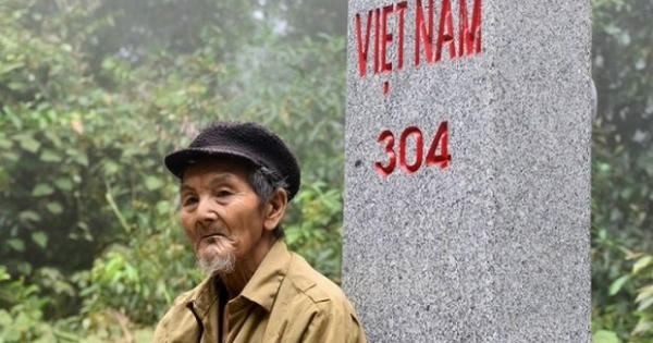 Những 'cột mốc' đặc biệt ở biên giới Việt - Lào Những 'cột mốc' đặc biệt ở biên giới Việt - Lào